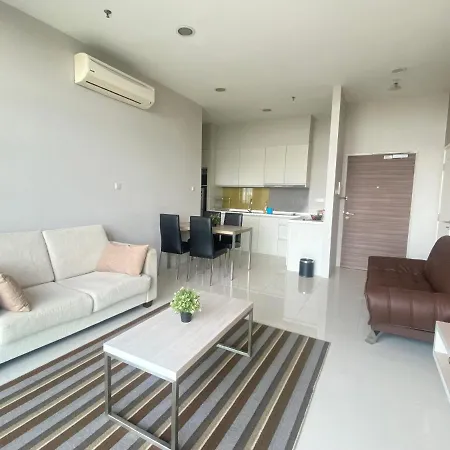 Stampin Residence @ Uss & Car Kuching Exterior photo