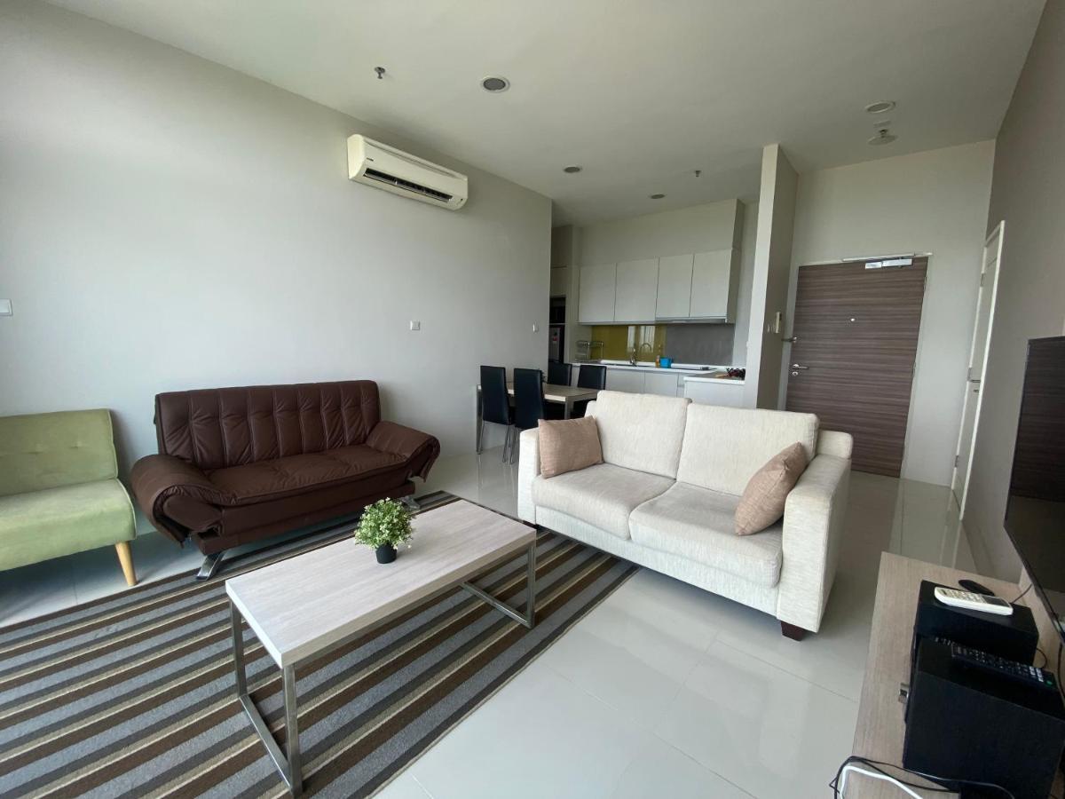 Apartment Stampin @ Uss & Car Kuching